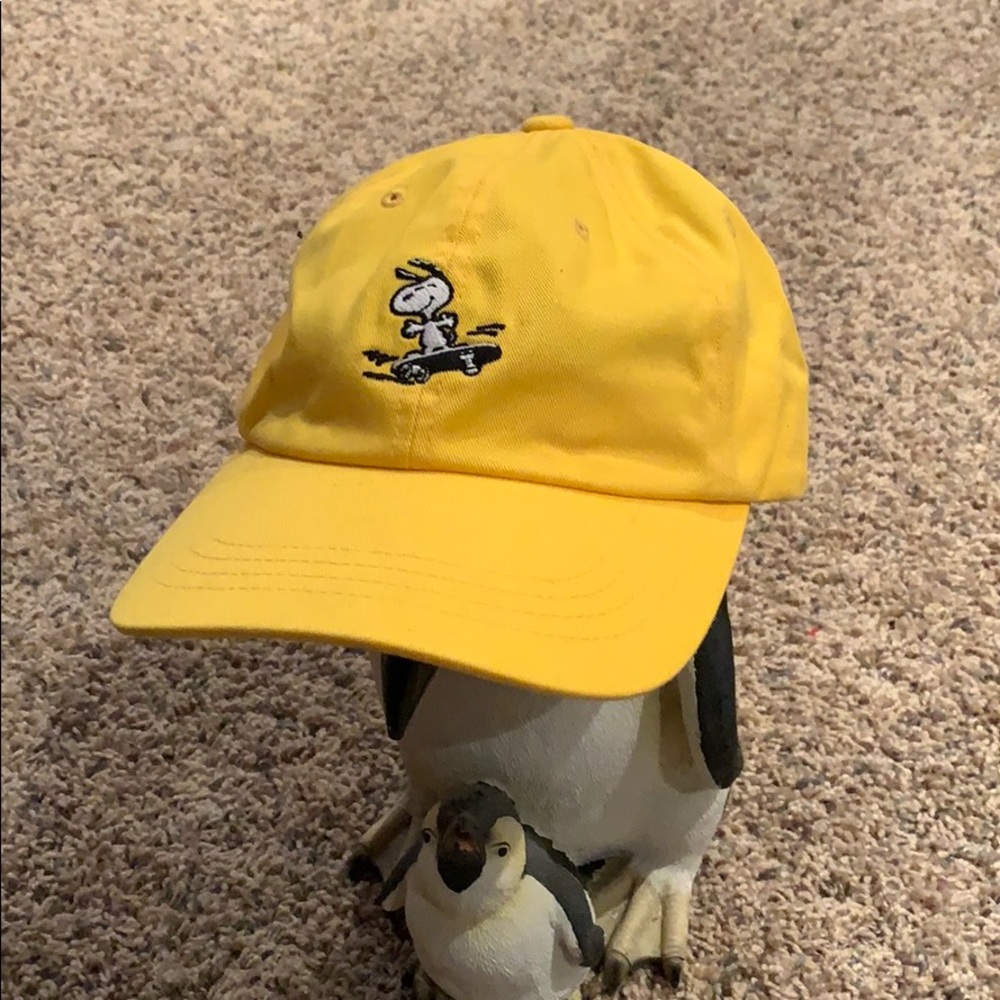 Huf x peanuts dad hat